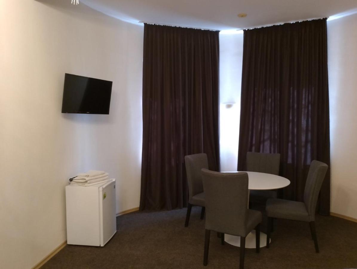 Mini Chisinau Hotel Екстер'єр фото