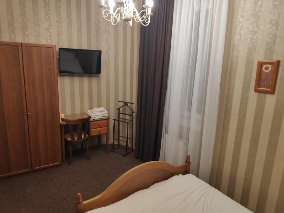 Mini Chisinau Hotel Екстер'єр фото
